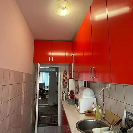 Grandma's Center Apartment *